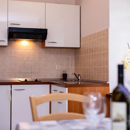 Guest house Sersic Malinska